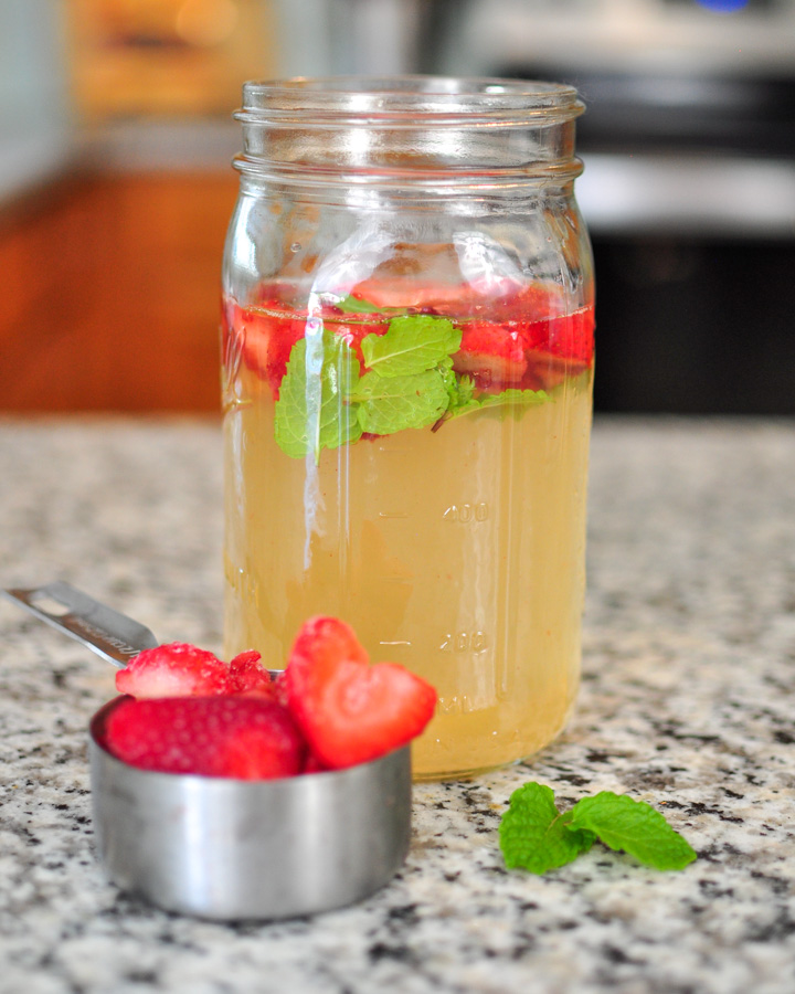 Strawberry mint water kefir recipe